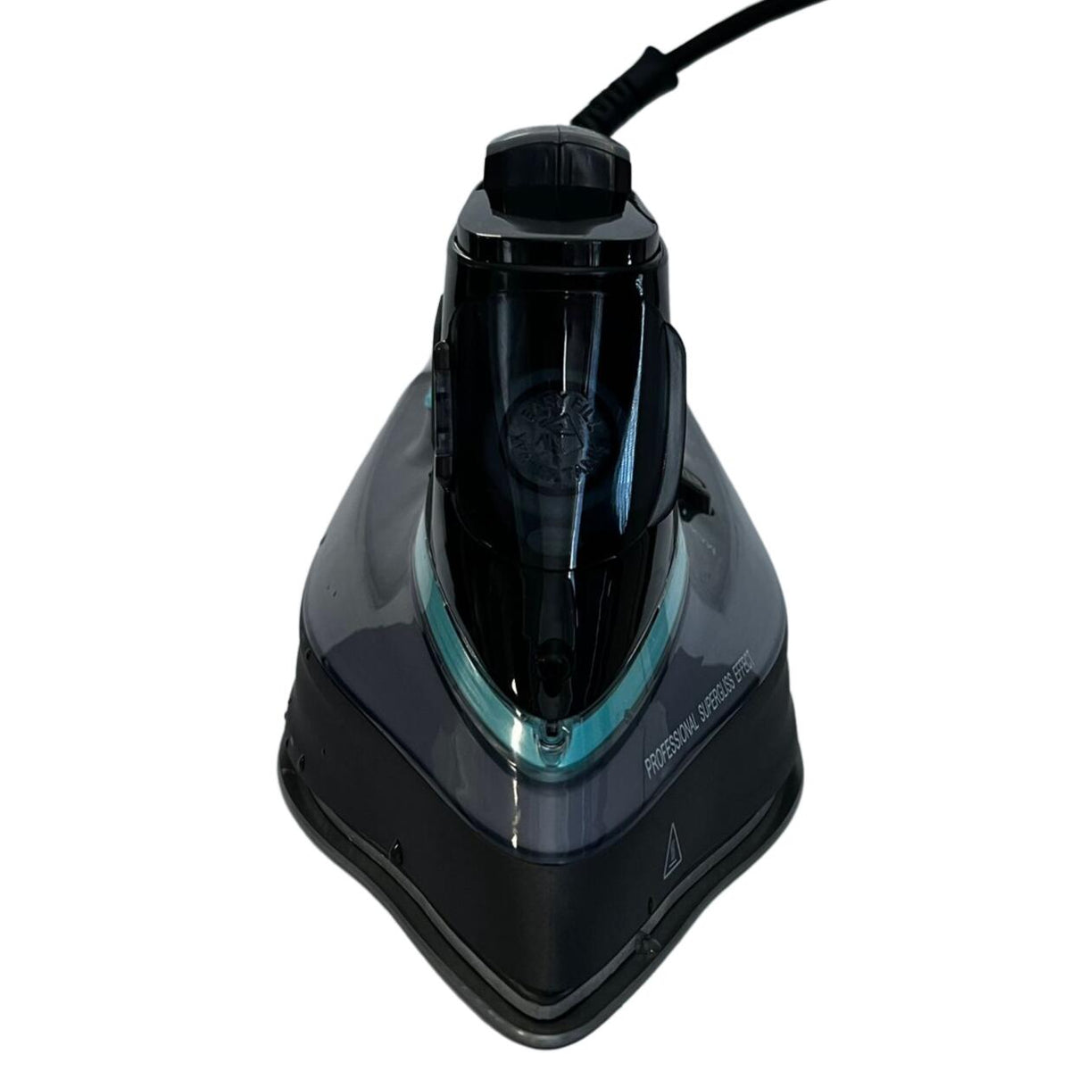 HAUSBERG HB-7825NG LED kijelzős gőzölős vasaló, titán talp, 3000 W, 11 hőmérsékletfokozat, 350 ml