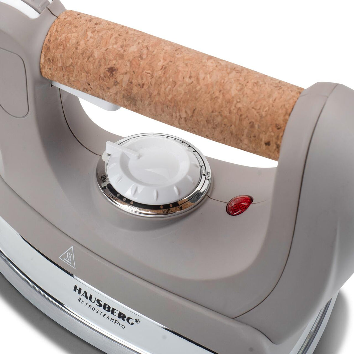 HAUSBERG HB-7927RST gőzállomás, 2000-2400W, 60g/perc, 0.5l, termosztát, 6 bar nyomás, dupla fűtés, rusztikus