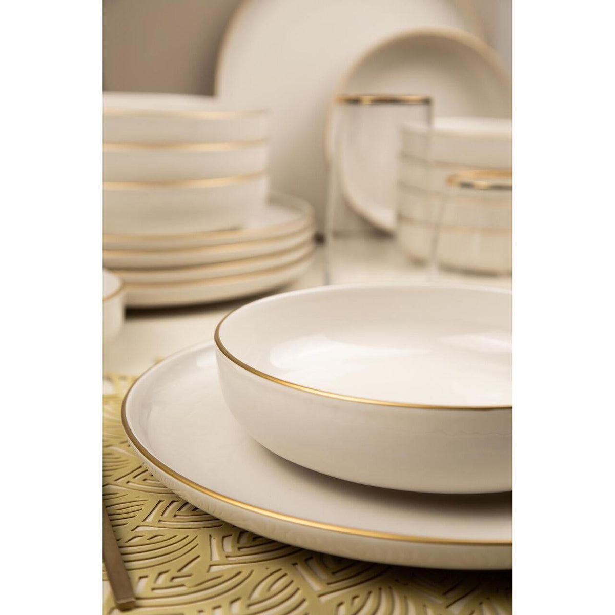 Kütahya Porselen Moderna Matte 16 részes krémszínű porcelán étkészlet 4 személyes