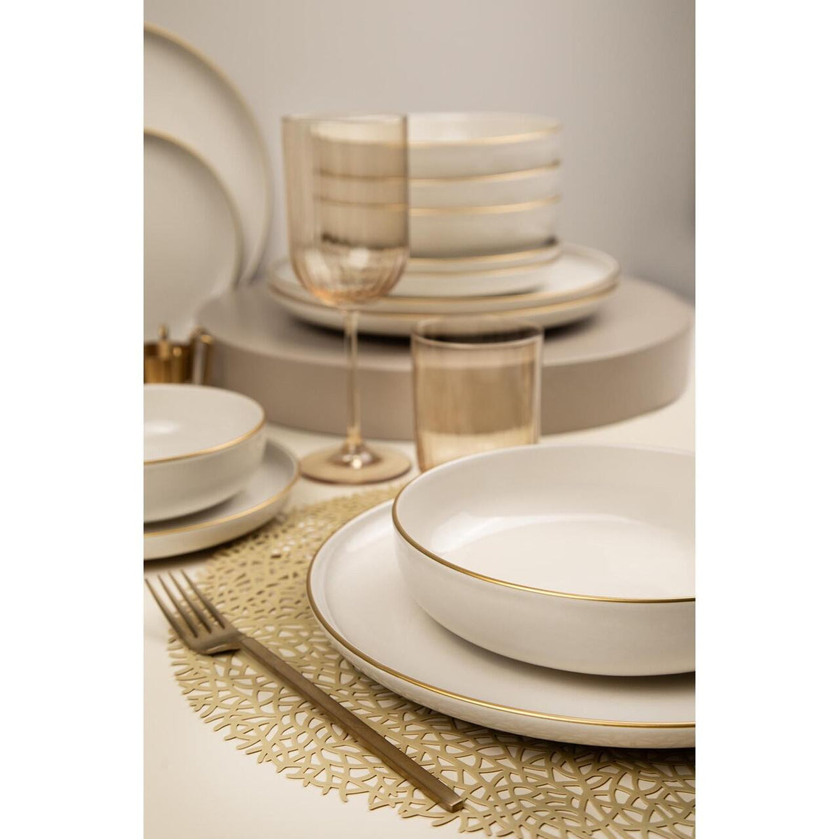 Kütahya Porselen Moderna Matte 16 részes krémszínű porcelán étkészlet 4 személyes